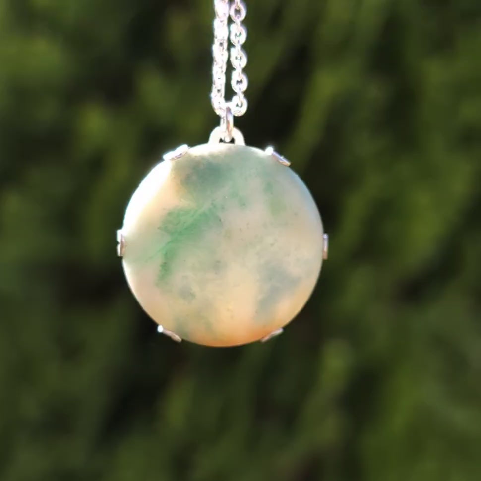 Aotea Lotus Pendant