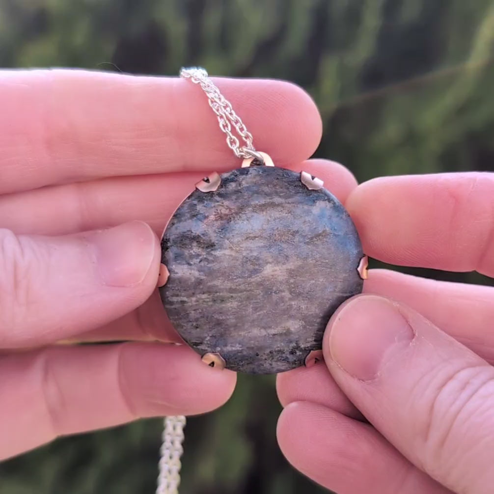 Aotea Shipibo Pendant