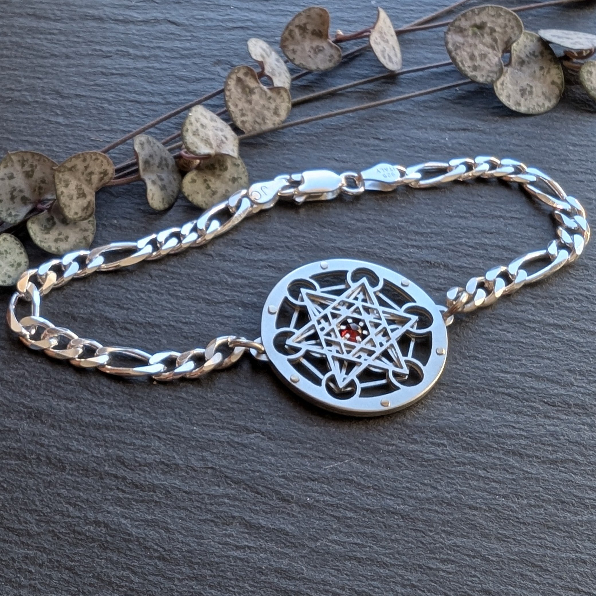 Metatron's Cube Bracelet - garnet – Jean Burgers Jewellery